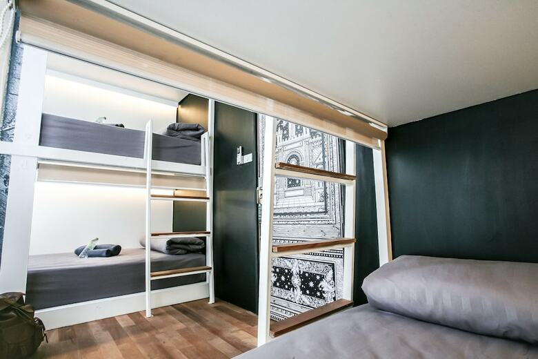 Hostal L'atelier Poshtel Phuket - Hostel