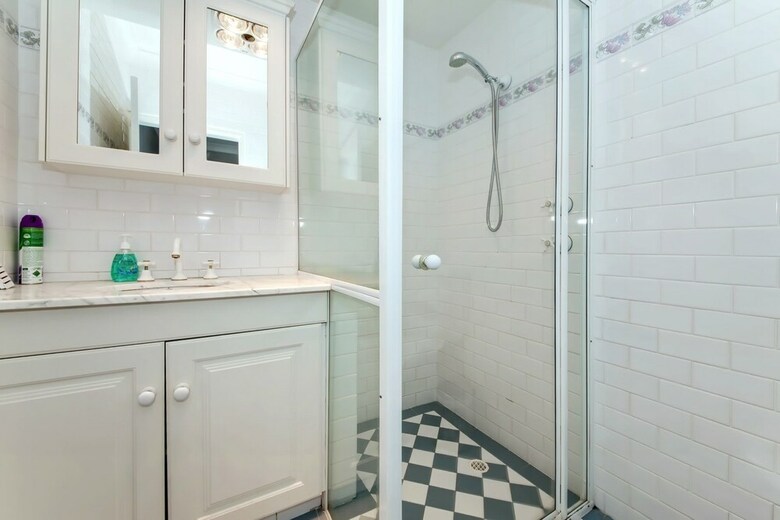 Bayview Towers, Unit 1/15 Victoria Parade
