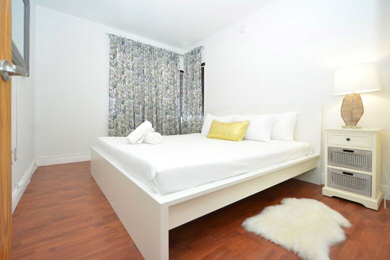 Aparthotel 335 Ocean Walk Apartments