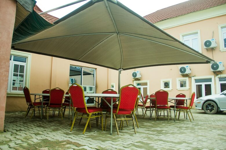 Hotel Glass House Annex