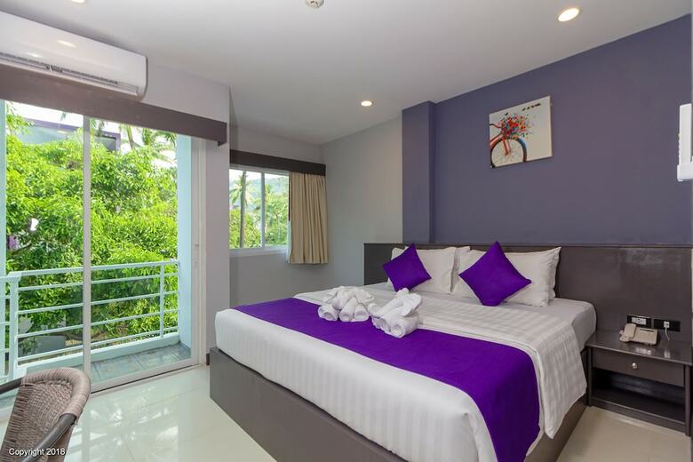 Modern Living Hotel