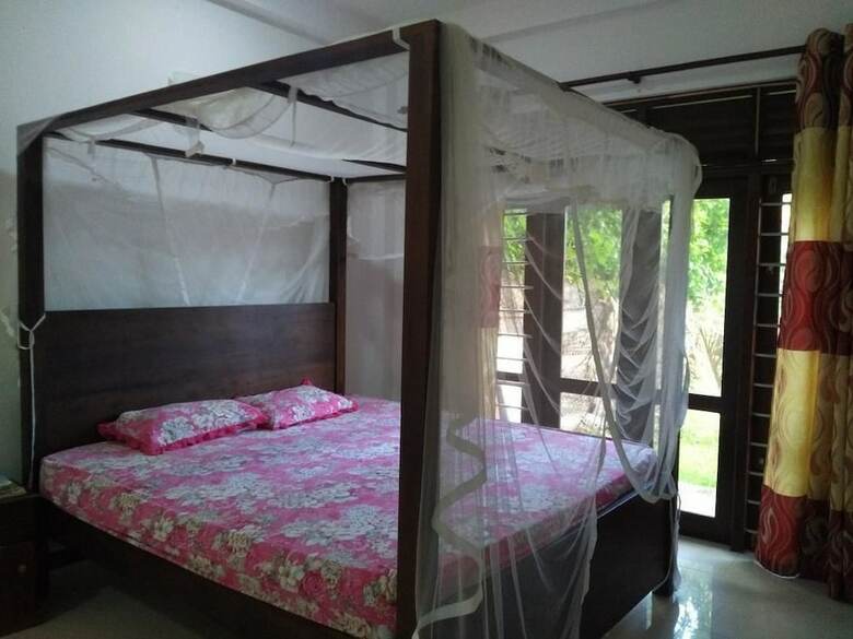 Hotel Nishan Surf Inn