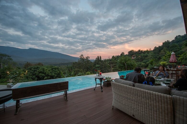 Villa Chantra Khiri Chalet Chiang Mai