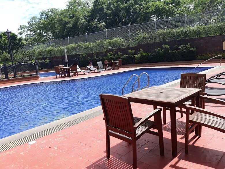 Private Residence @ Mckinley Hill