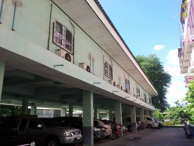 Hotel V.house Nakhon