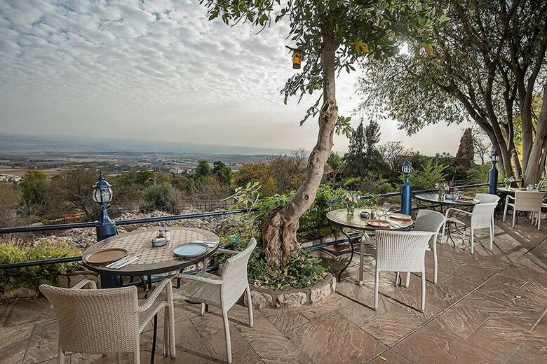 Hotel Pina Barosh Bnb
