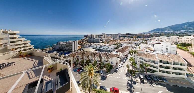 Apartamentos Holidays2benal Beach