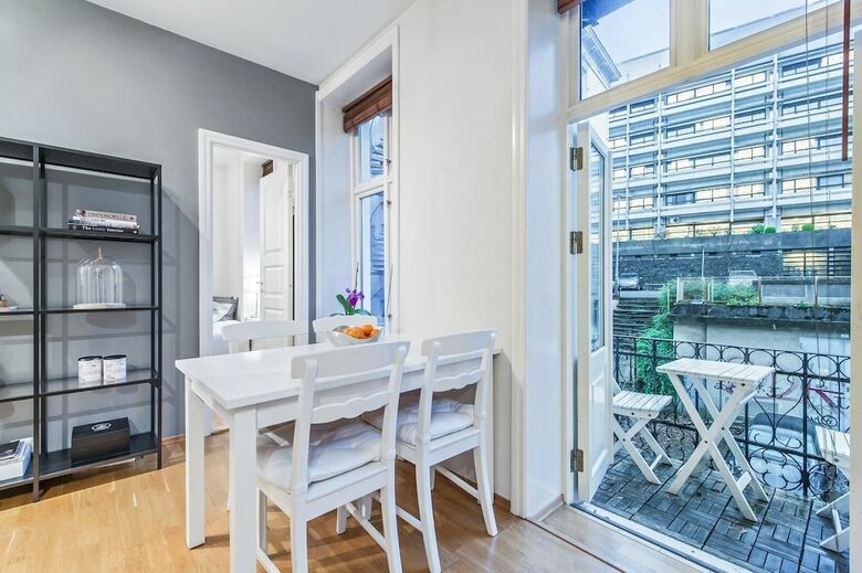 Modern Apartment In The City Center