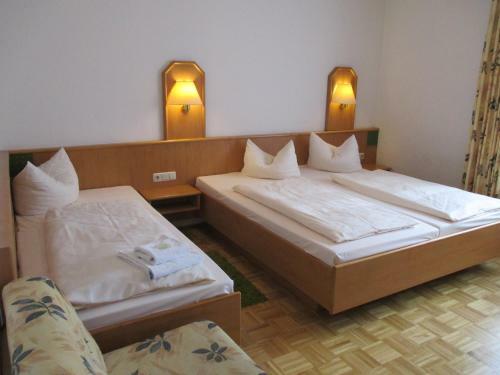Hostal Hotel & G�stehaus Krone
