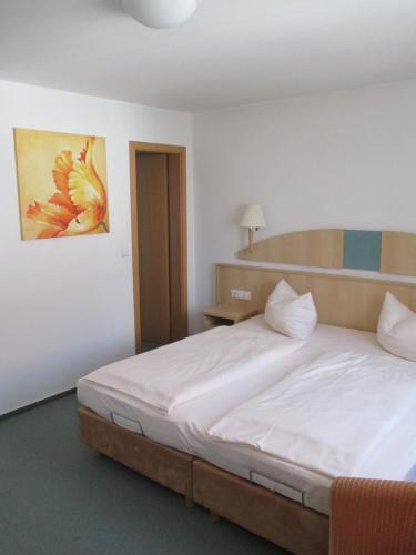 Hostal Hotel & G�stehaus Krone