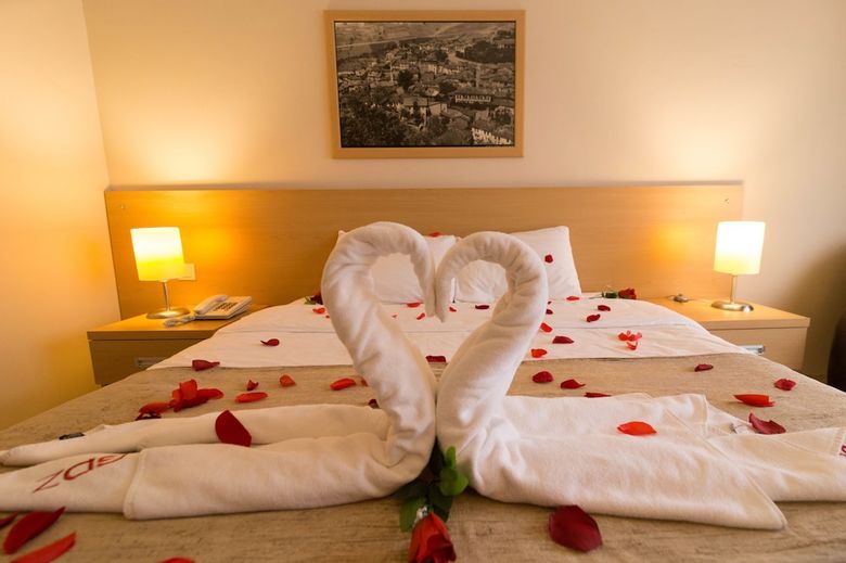 Gdz Hotels Gediz Business