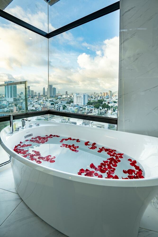 Hotel San Marino Boutique Danang