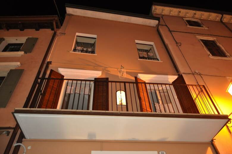 Le Finestre Sul Borgo B&B