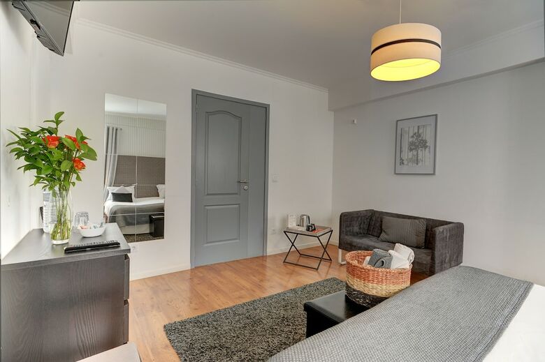 Inn Bairro Alto Bed & Breakfast