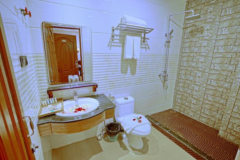 Hotel Boss