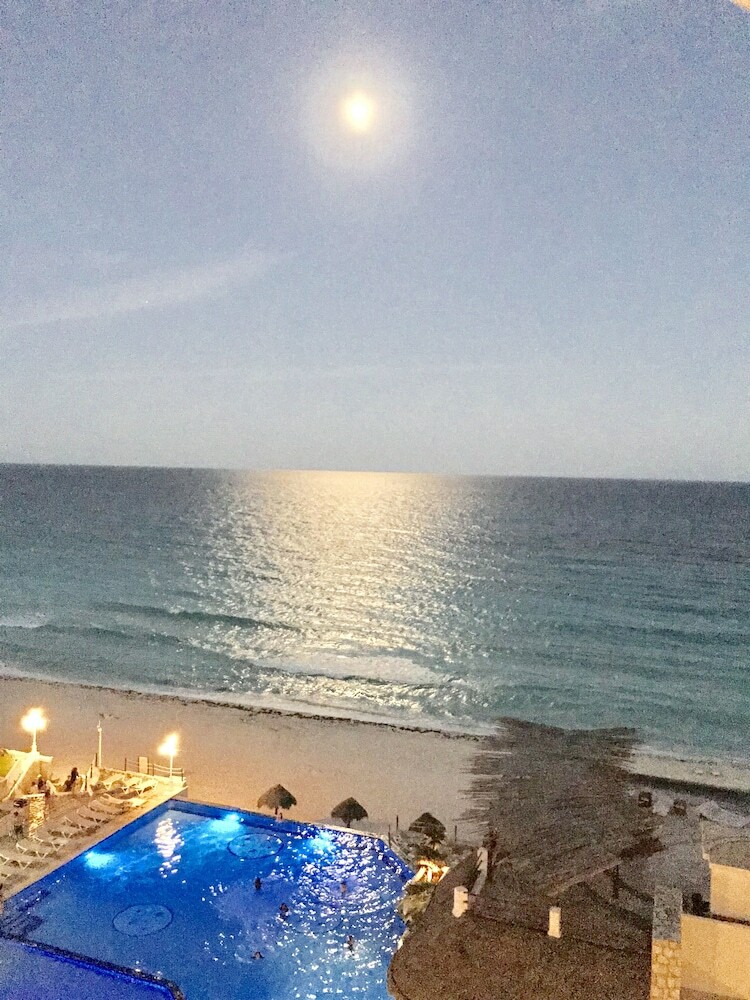 Ocean View Apartments ? Delicia