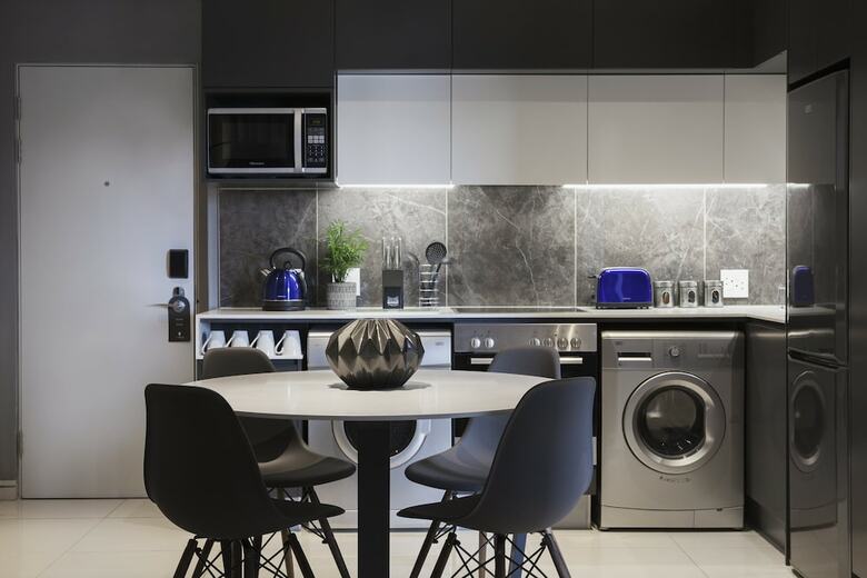 Hotel The Capital On The Park