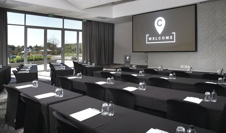 Hotel The Capital On The Park