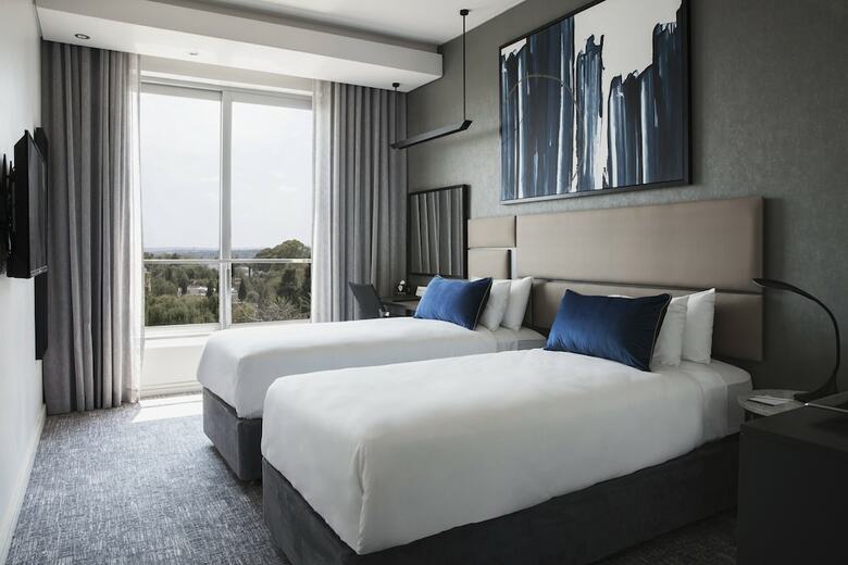 Hotel The Capital On The Park