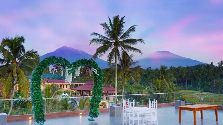 Hotel Grand Harvest Resort And Villas
