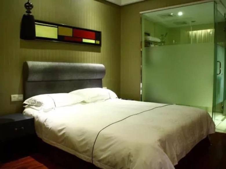 Yiwu Bai Heng Hotel