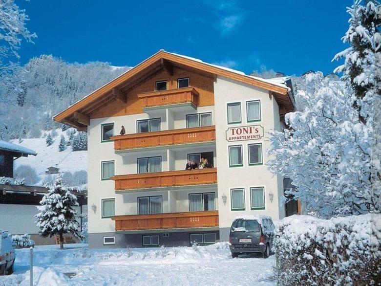 Hotel Toni
