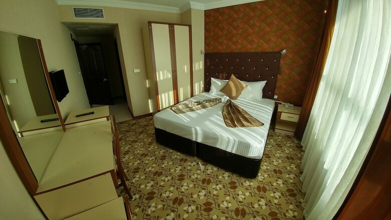 Hotel Lacin Park