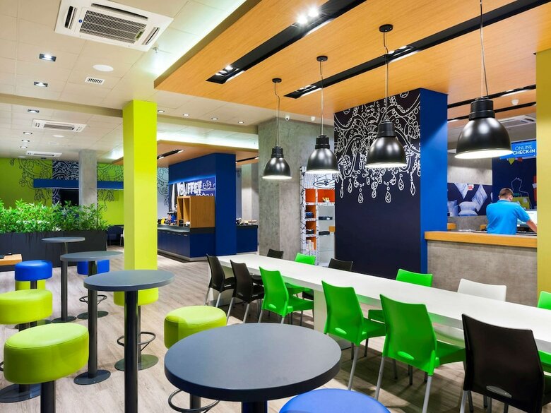 Hotel Ibis Budget Navegantes Itaja�