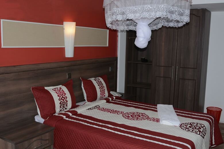 The Siron Place Hotel