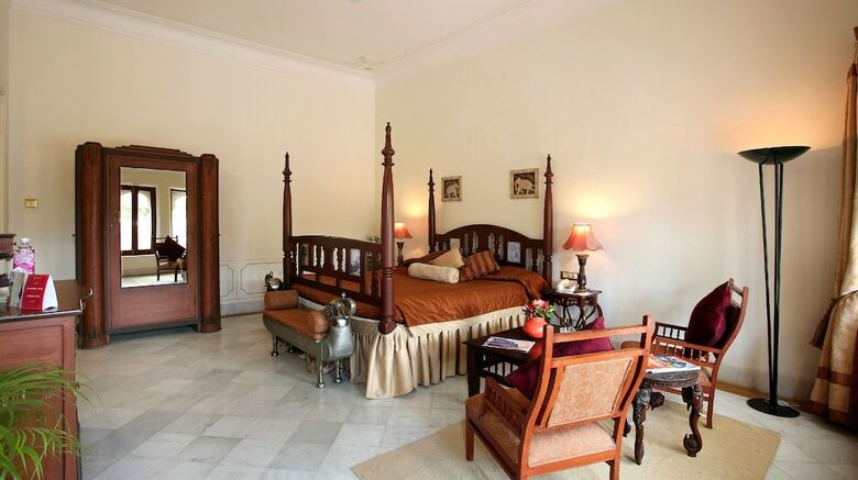 Hotel Fateh Bagh