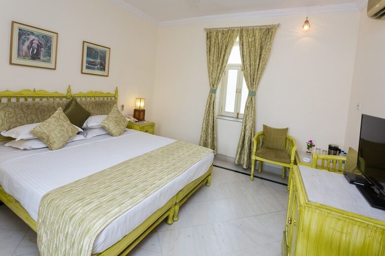 Garden Hotel