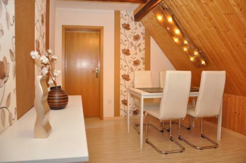 Hostal Wellnesspension Vier Napoleonslinden