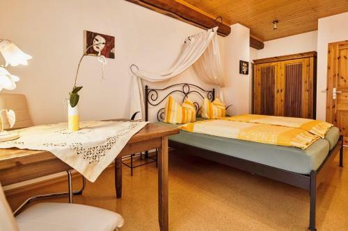 Hostal Wellnesspension Vier Napoleonslinden
