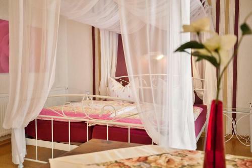 Hostal Wellnesspension Vier Napoleonslinden
