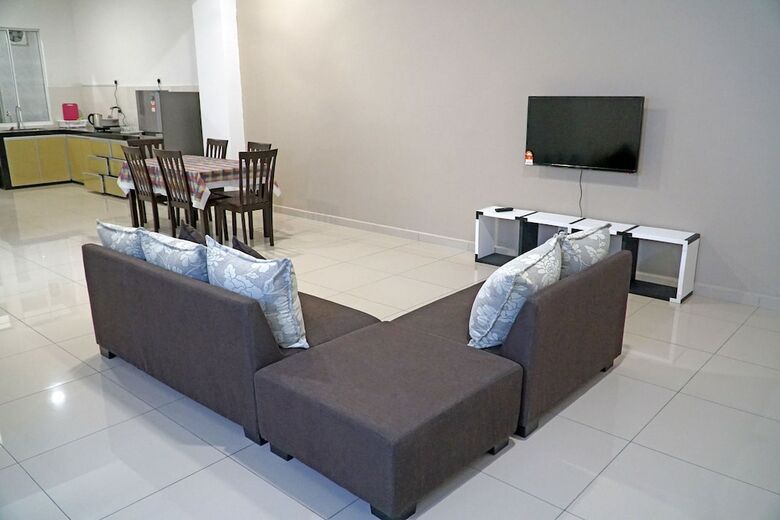 Cvr Homestay Melaka