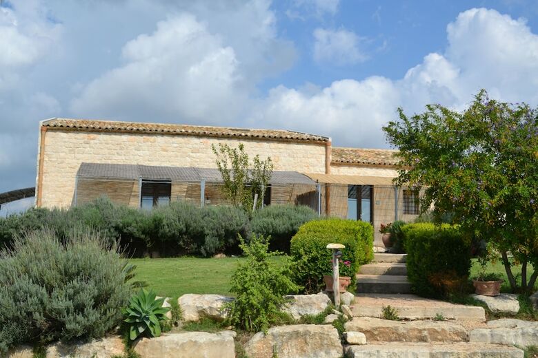 Hotel Antica Masseria Timparuci