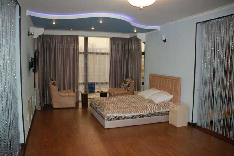Hotel Guest House Versal