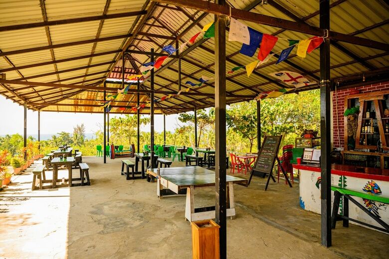 Hotel Lover View Pool Bar & Bungalows