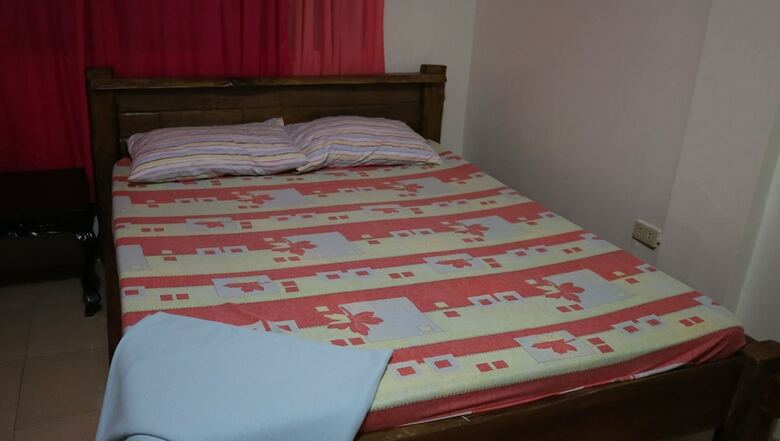 Hotel Hundred Isles' Room Rentals And Transient House