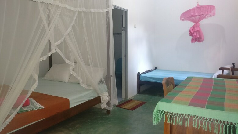Hotel Aluthgedara Guest House