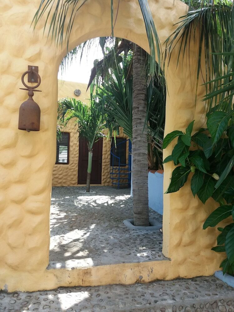 Reef View Pavilion Villas And Condos