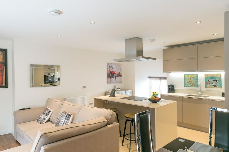 Riverside Apartments Of Stamford