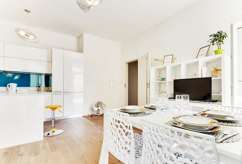 Charming Two-bedroom Apartment Next To The Emmaus Abbey