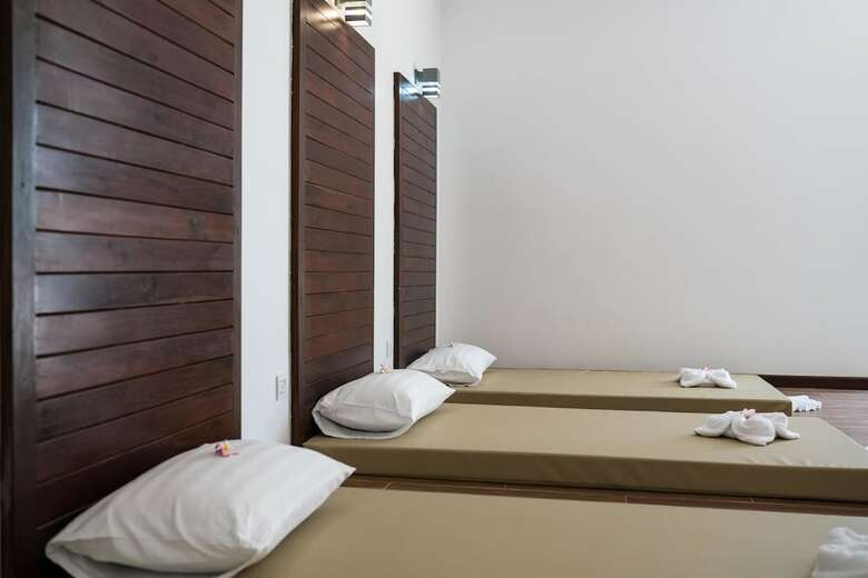 Green Amazon Residence Hotel