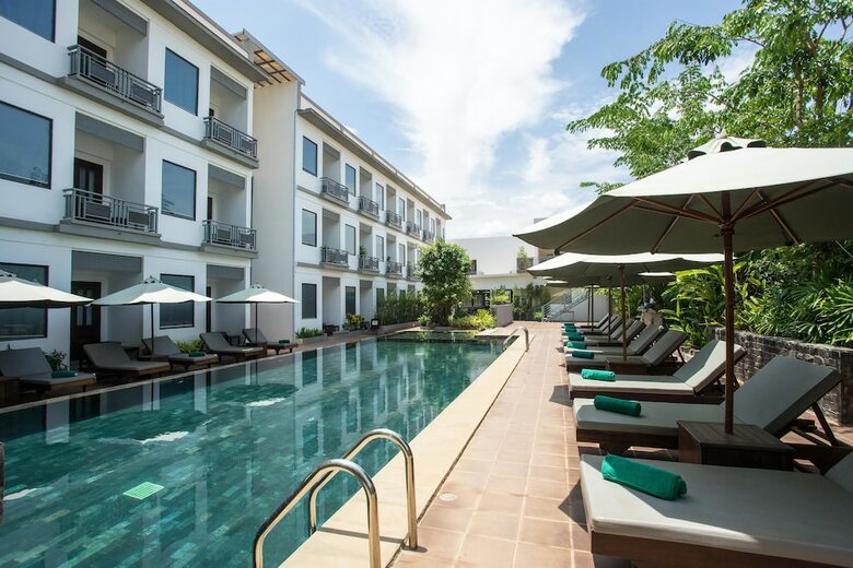 Green Amazon Residence Hotel