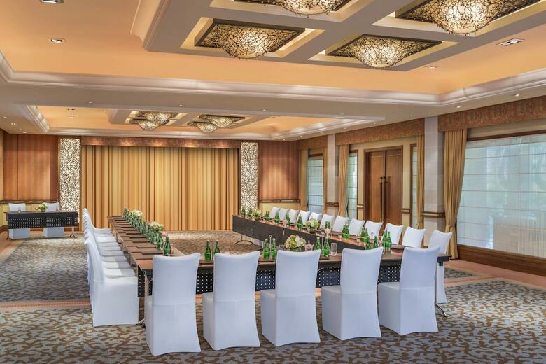 Hotel The St. Regis Bali Resort