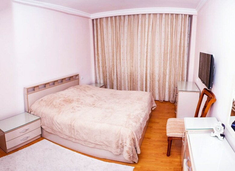 Hostal Friendship Hostel & Tours