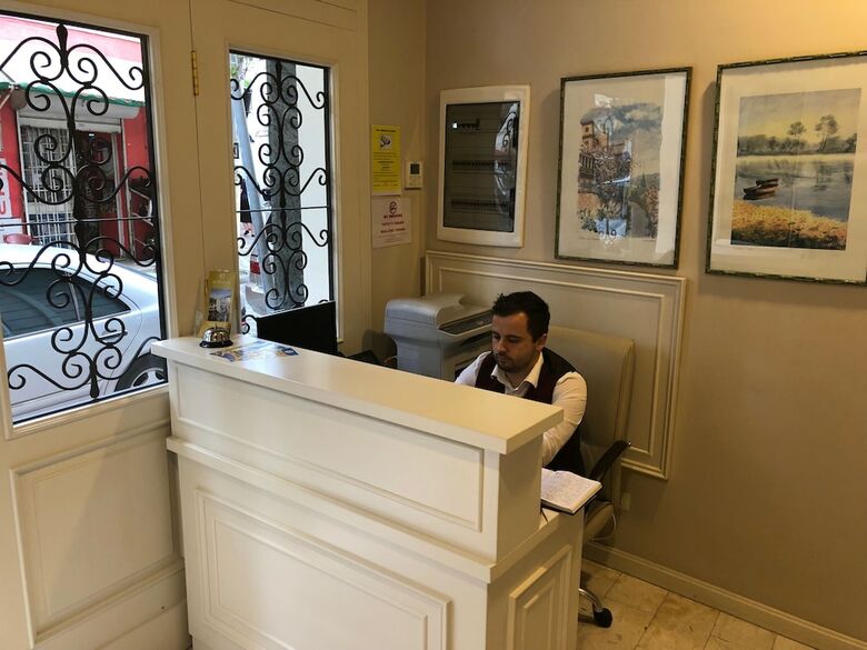 Amfiteatri Boutique Hotel