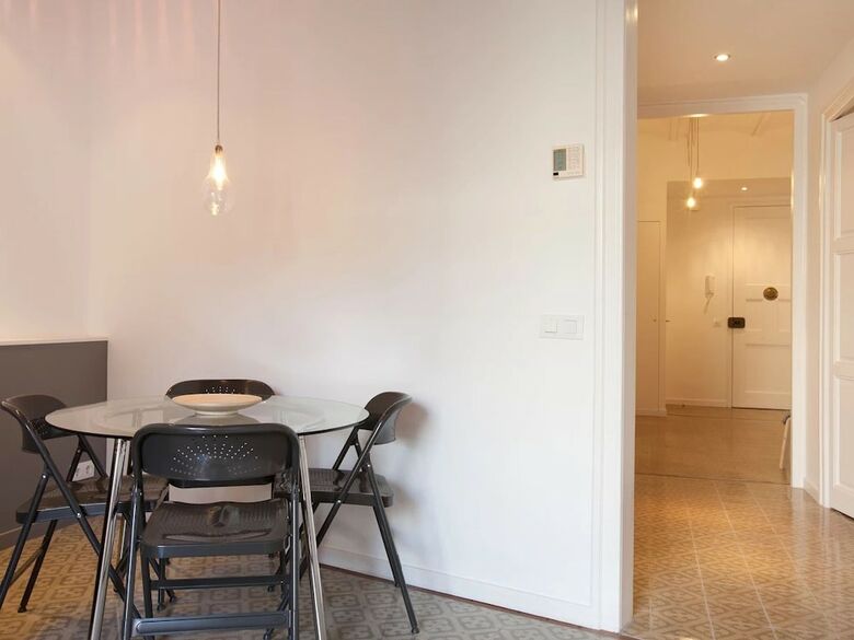Apartamentos Modernist Flat - Sagrada Familia