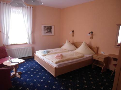 Hostal Pension Und Gastst�tte "zur Brausch�nke"